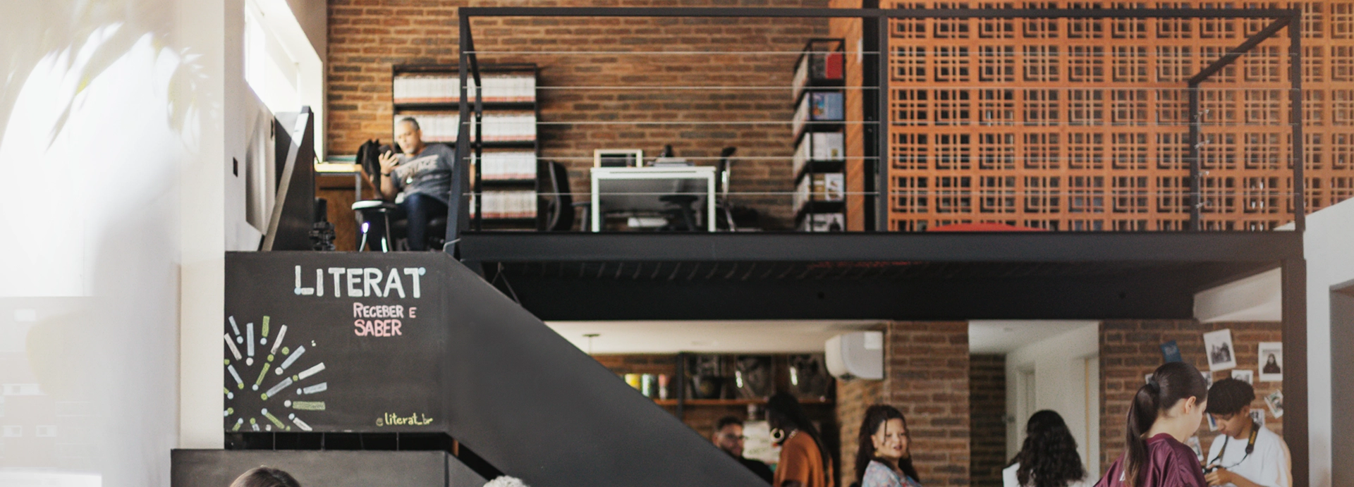 Literat –<br />
receber e saber.